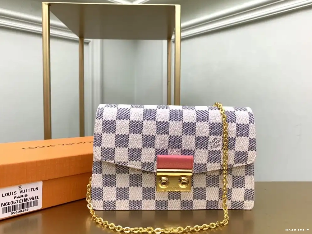 Cheap WALLET CHAIN LOUIS CROISETTE VUITTON 0519